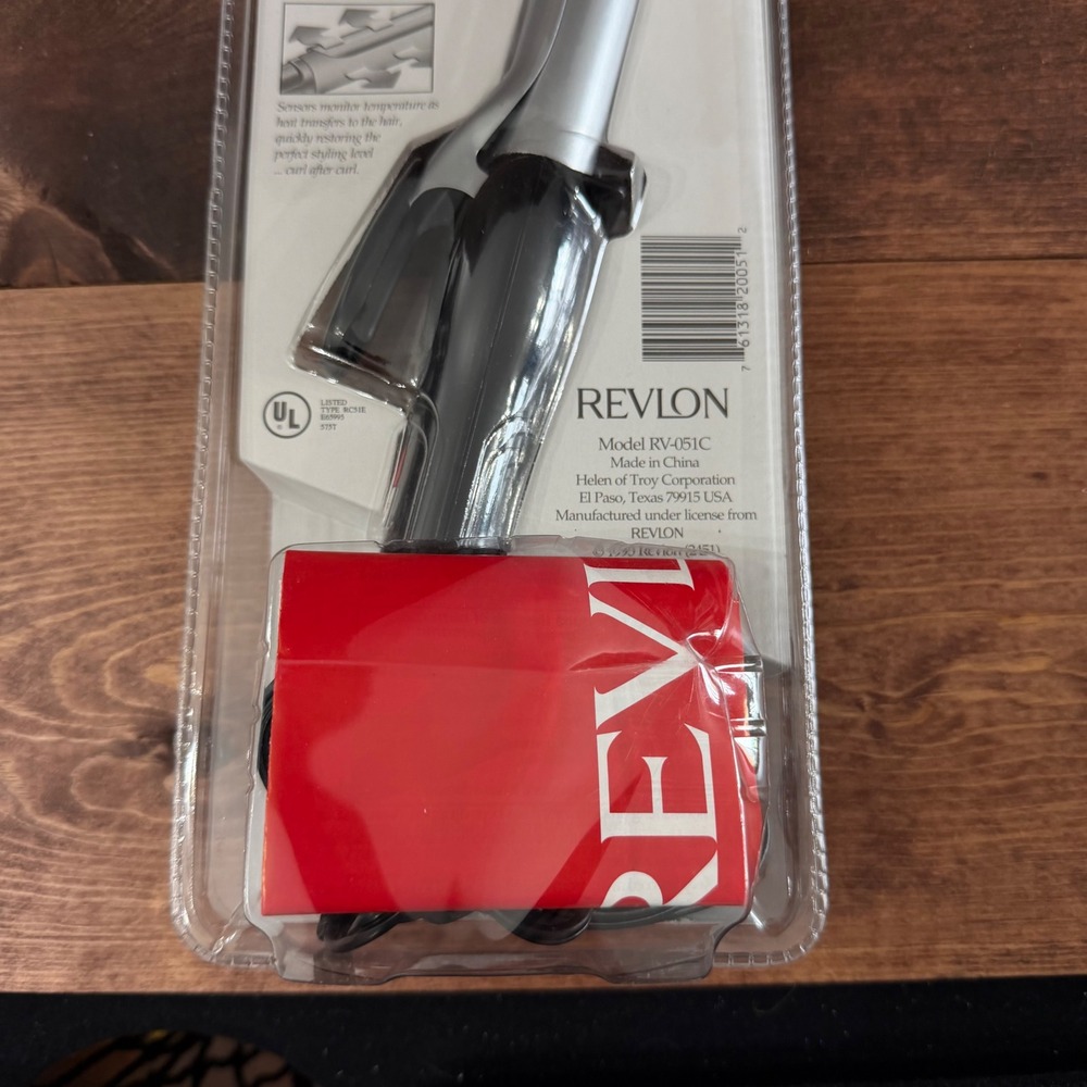 Revlon Perfect Heat 1 Inch Curling Iron RV051C 12 Heat Settings Dual Voltage NEW - Picture 5 of 6